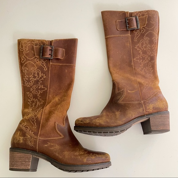 OluKai Shoes - Olukai Emalani Brown Leather Western Boots Boho 9